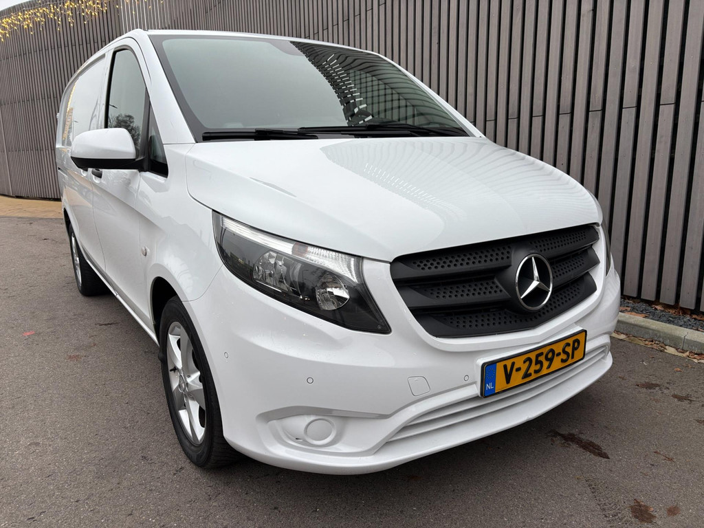 41433191-20.jpg