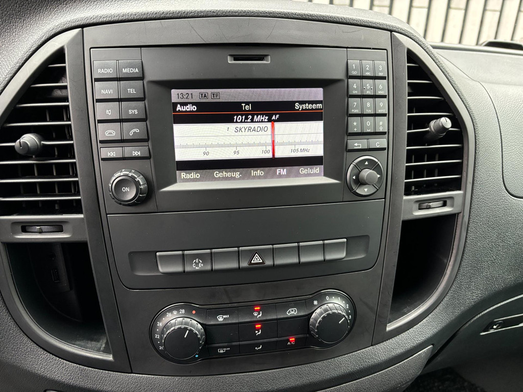 Mercedes-Benz eVito EVito Lang / dubbele Cabine / Launch Edition 41 kWh 41529810-10.jpg | Arno van Putten