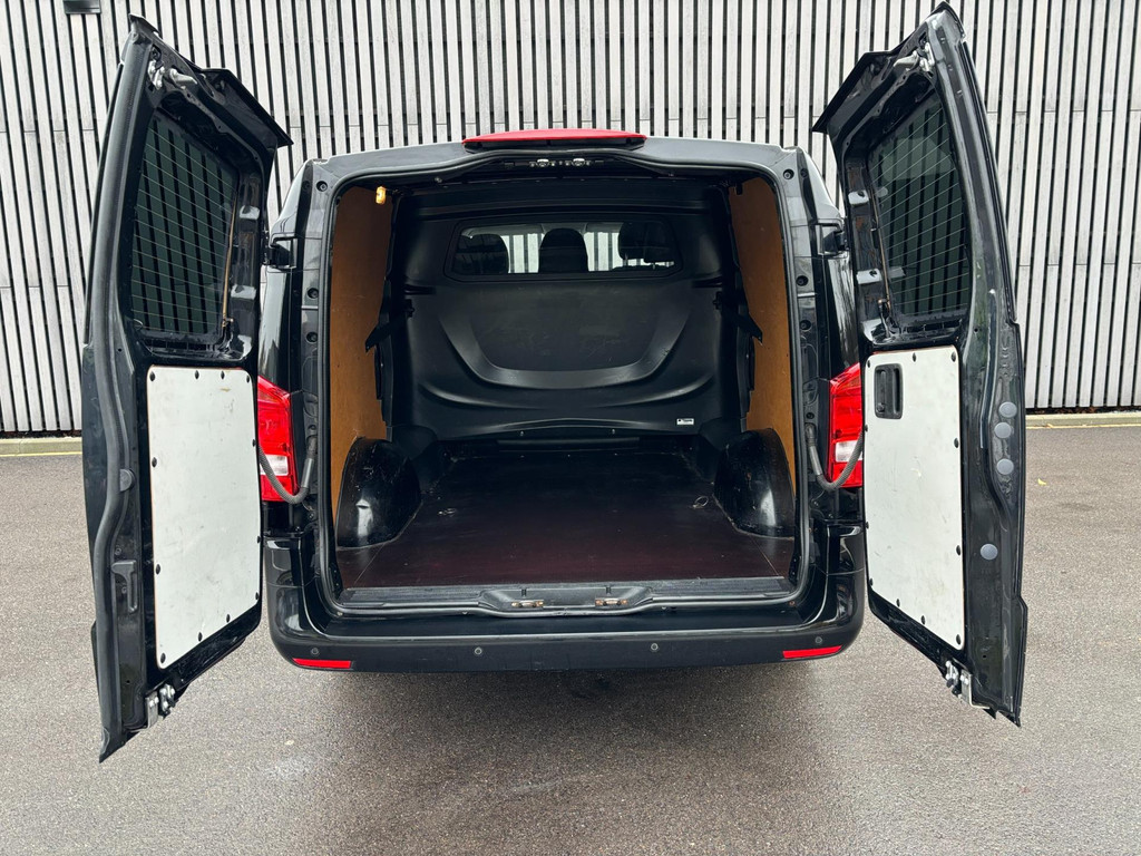 Mercedes-Benz eVito EVito Lang / dubbele Cabine / Launch Edition 41 kWh 41529810-18.jpg | Arno van Putten