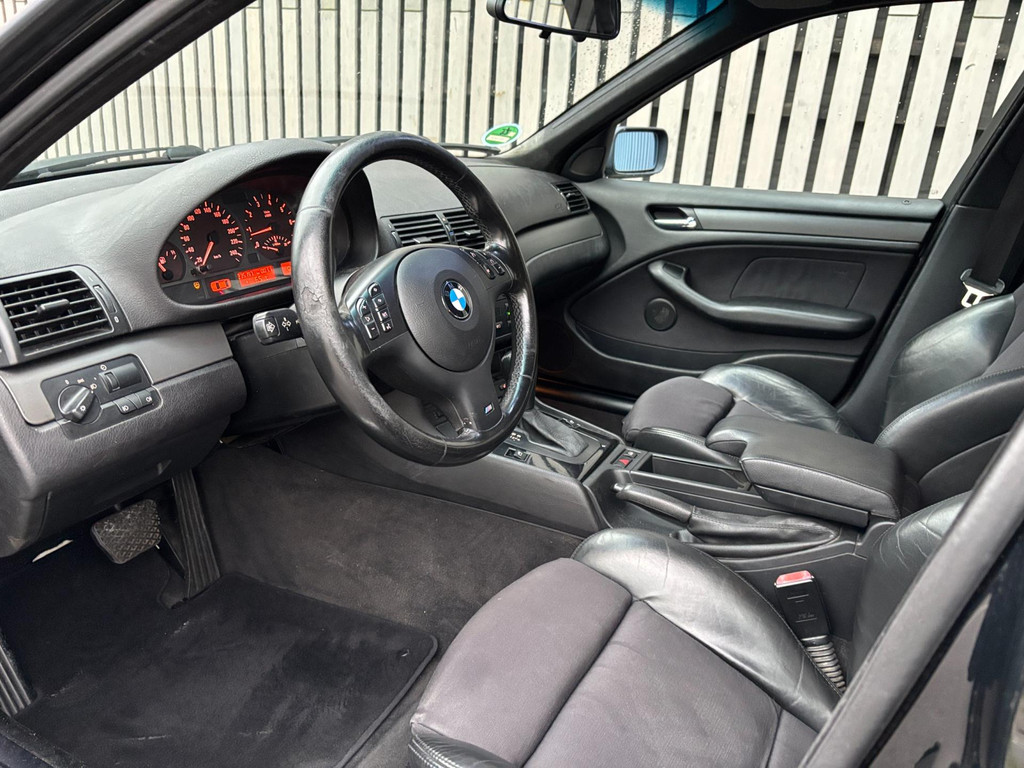 BMW 3 Serie Touring 320i Executive M-Pakket / Automaat 41804544-5.jpg | Arno van Putten