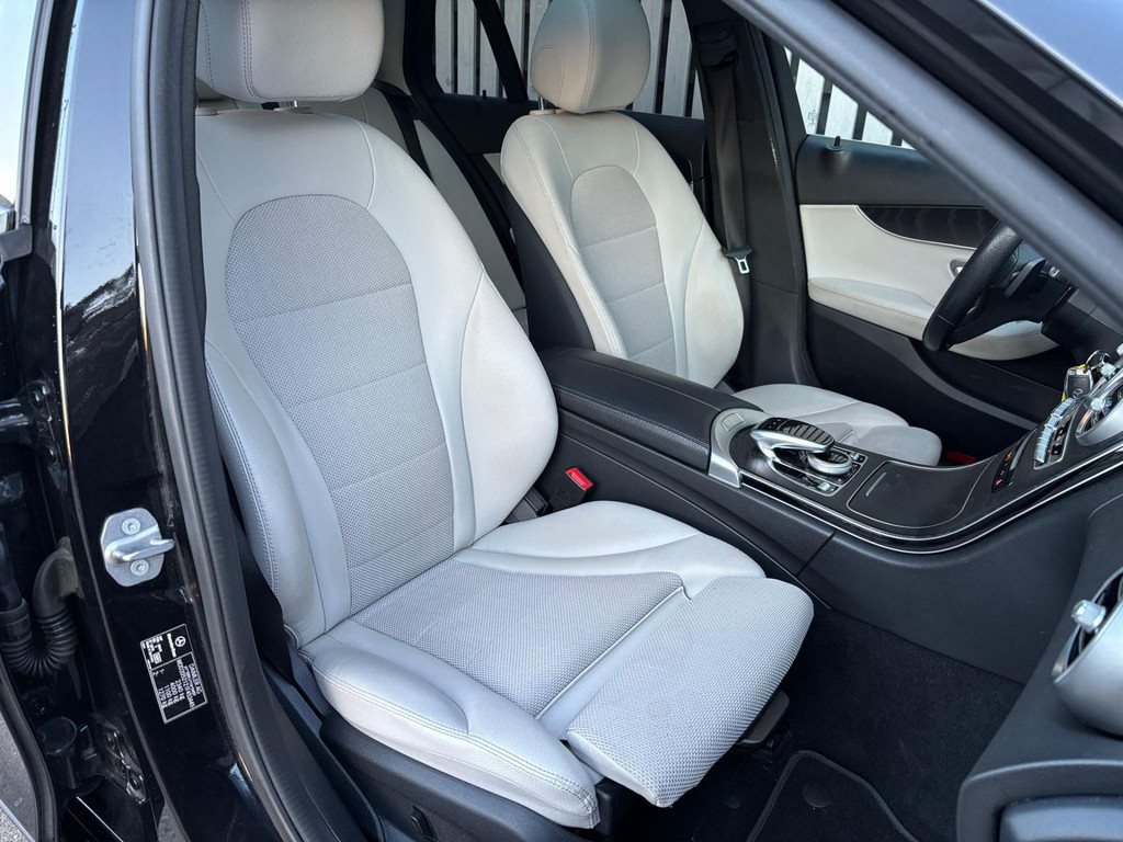 Mercedes-Benz C-Klasse Estate 300 CDI HYBRID / Panoramadak 42997468-4.jpg | Arno van Putten