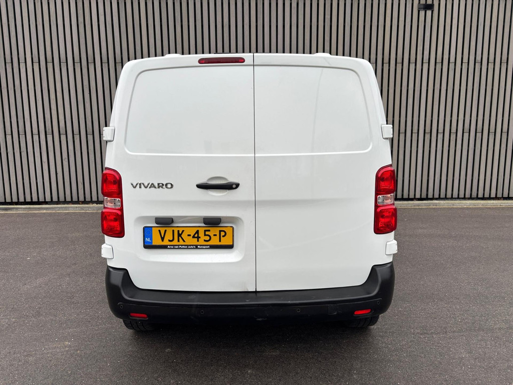 43145599-16.jpg