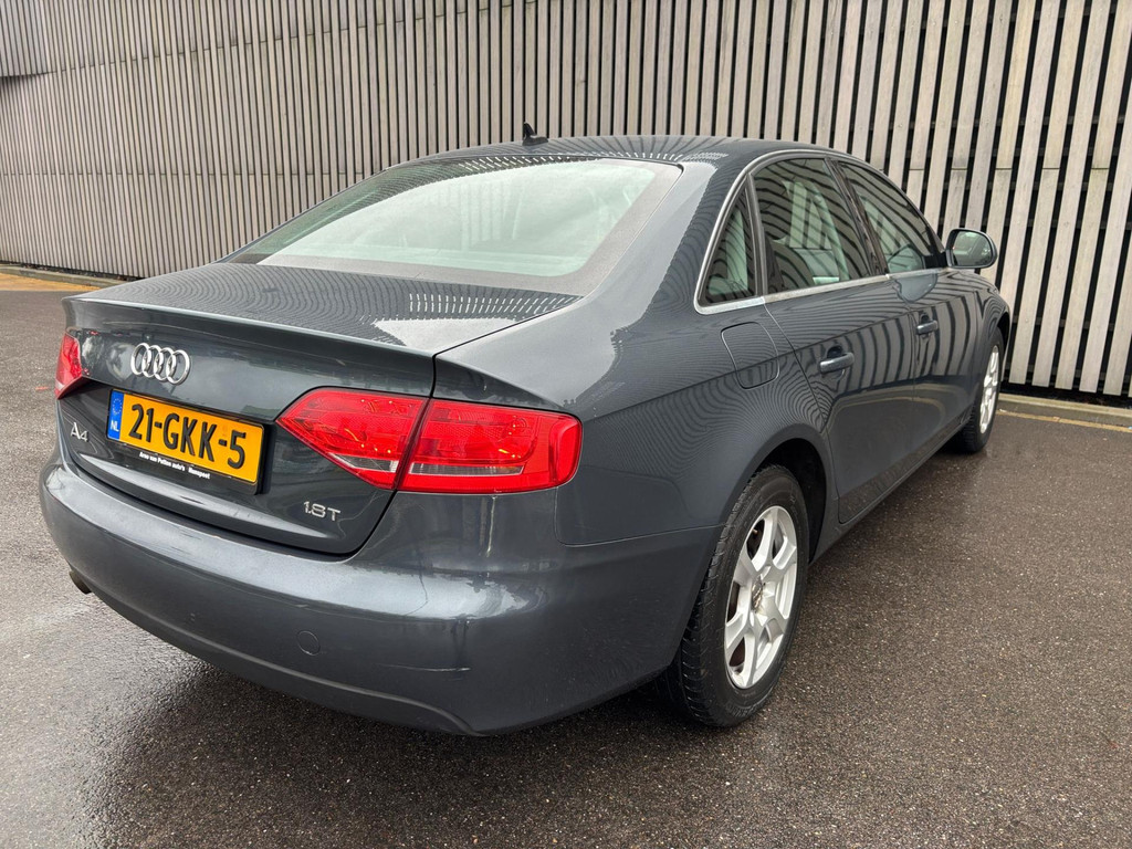 43145778-13.jpg