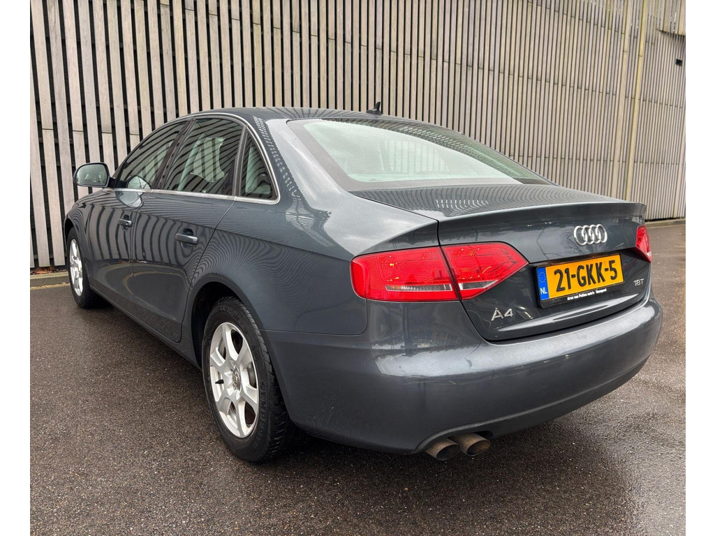 43145778-2.jpg