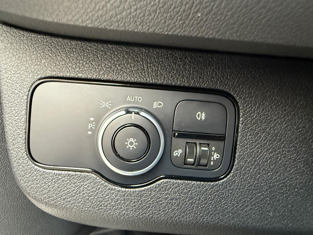 Mercedes-Benz Sprinter Automaat Dubbele Cabine / 6 persoons 44311255-12.jpg | Arno van Putten