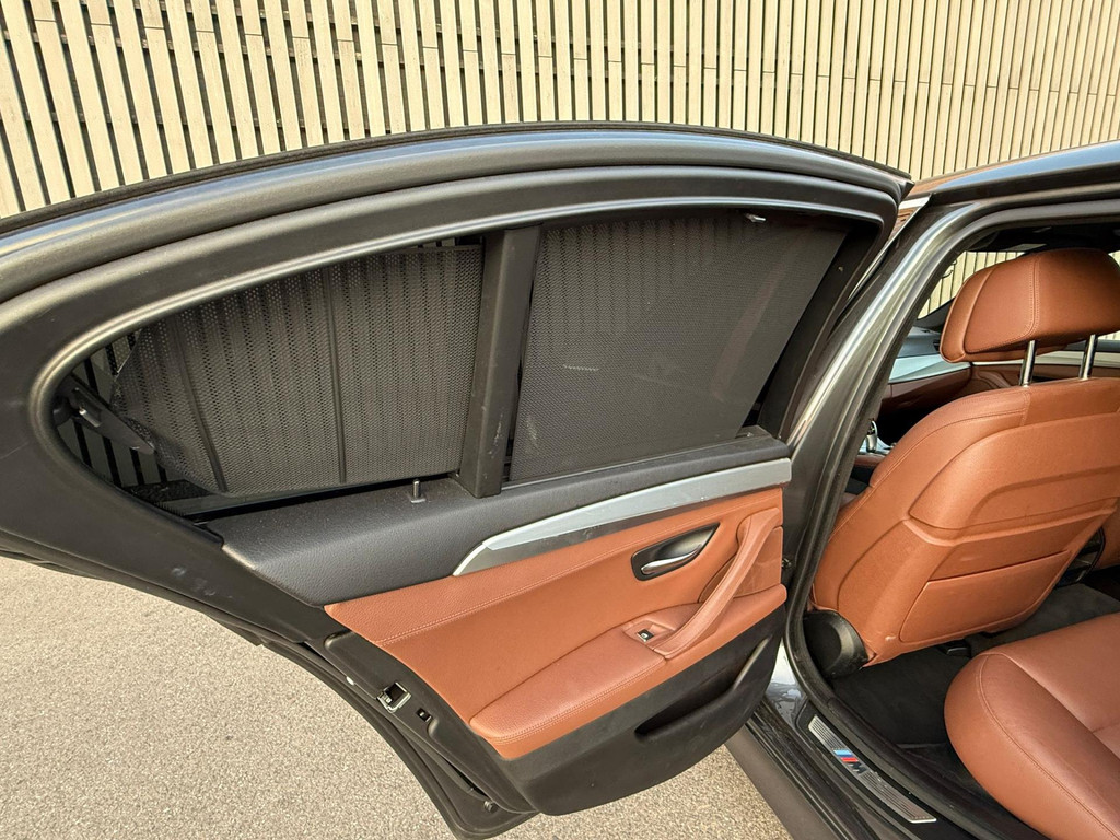 BMW 5 Serie 520d M Sport Edition - Panoramadak - vol opties 45645383-11.jpg | Arno van Putten