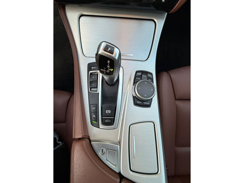 BMW 5 Serie 520d M Sport Edition - Panoramadak - vol opties 45645383-15.jpg | Arno van Putten