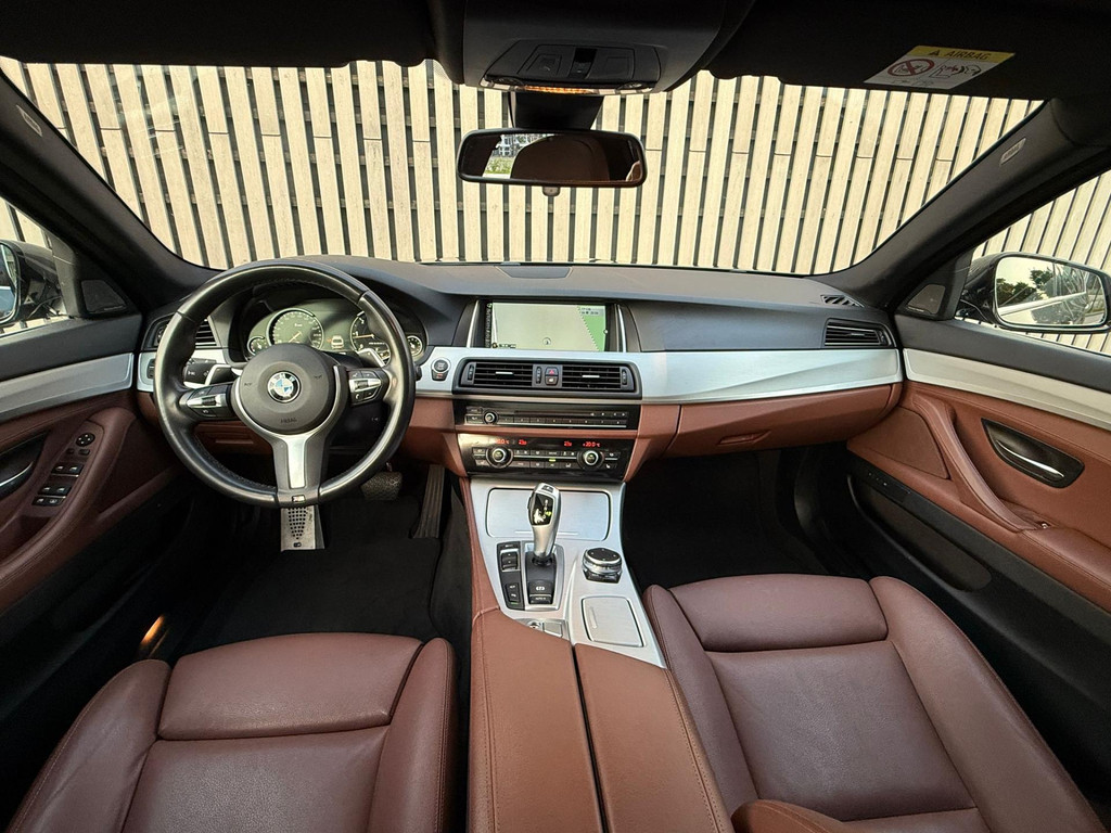BMW 5 Serie 520d M Sport Edition - Panoramadak - vol opties 45645383-5.jpg | Arno van Putten