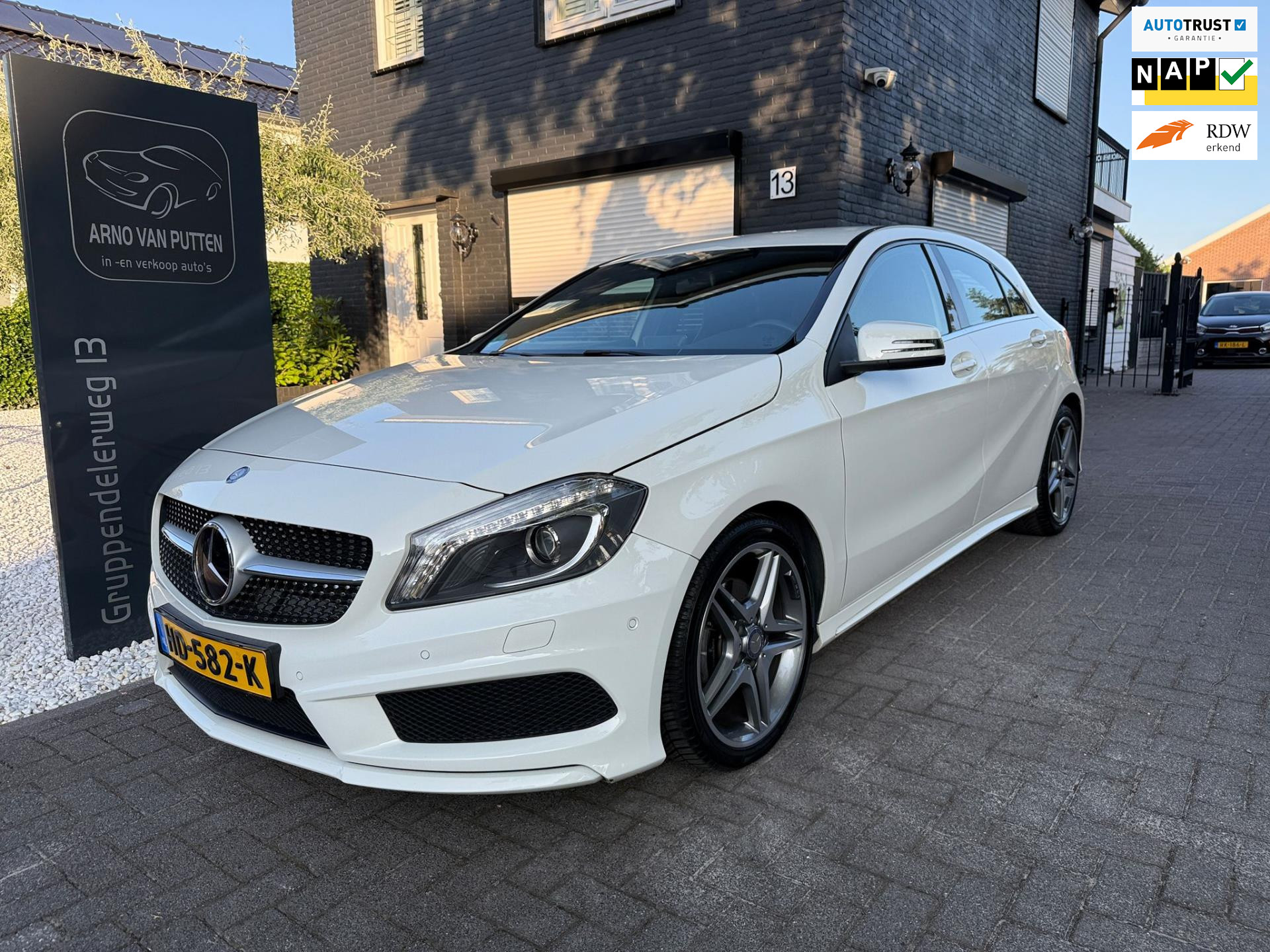 Mercedes-Benz A-Klasse 180 Prestige AMG Pakket - Led - Automaat 45821992-0.jpg | Arno van Putten