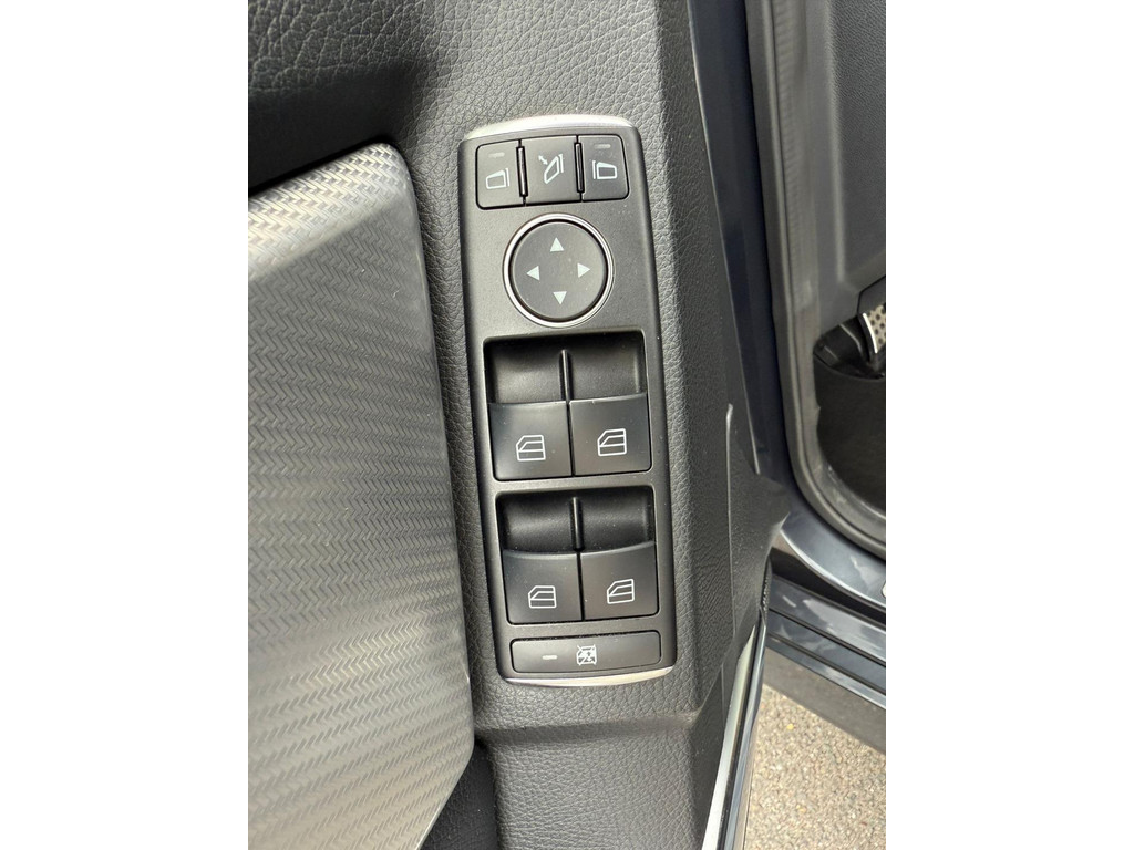 Mercedes-Benz GLK-Klasse 200 CDI AMG Line zeer netjes! 46244107-14.jpg | Arno van Putten