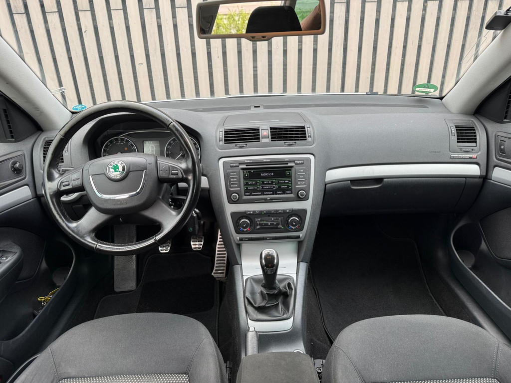 Škoda Octavia 1.6 TDI 4X4 goed onderhouden! 46365576-5.jpg | Arno van Putten