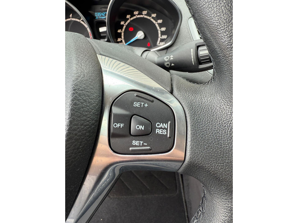 Ford Fiesta 1.0 Style - Airco - Navigatie - Cruise control 46644505-10.jpg | Arno van Putten