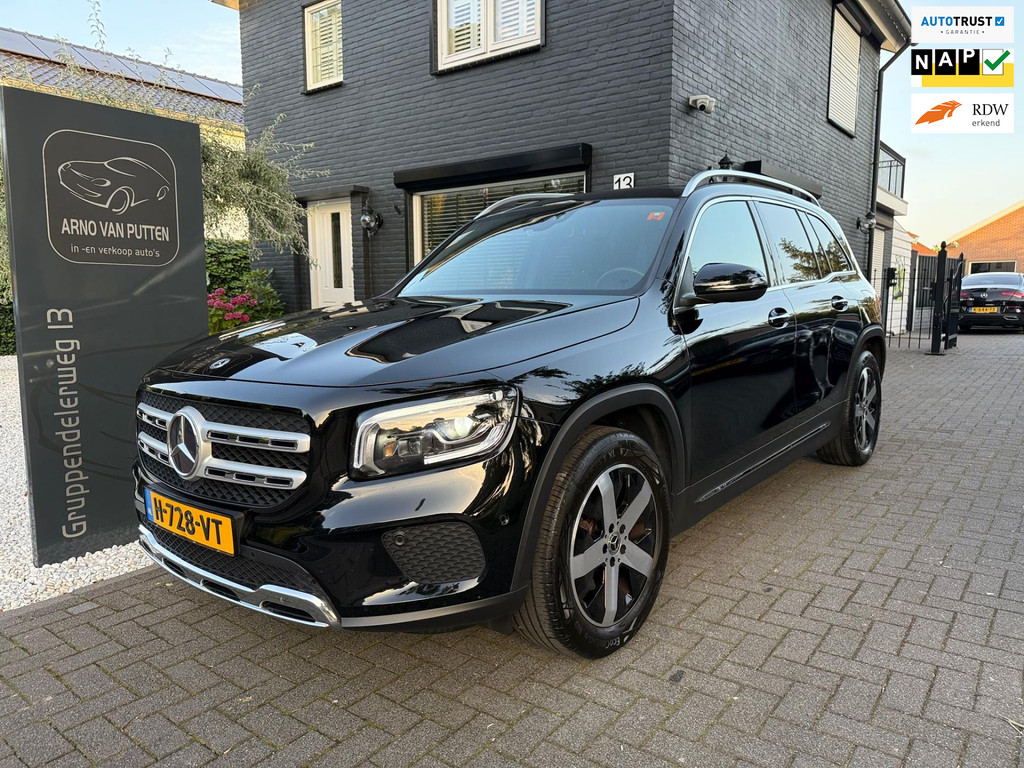 Mercedes-Benz GLB 200 Premium Plus - Panoramadak 46966107-0.jpg | Arno van Putten