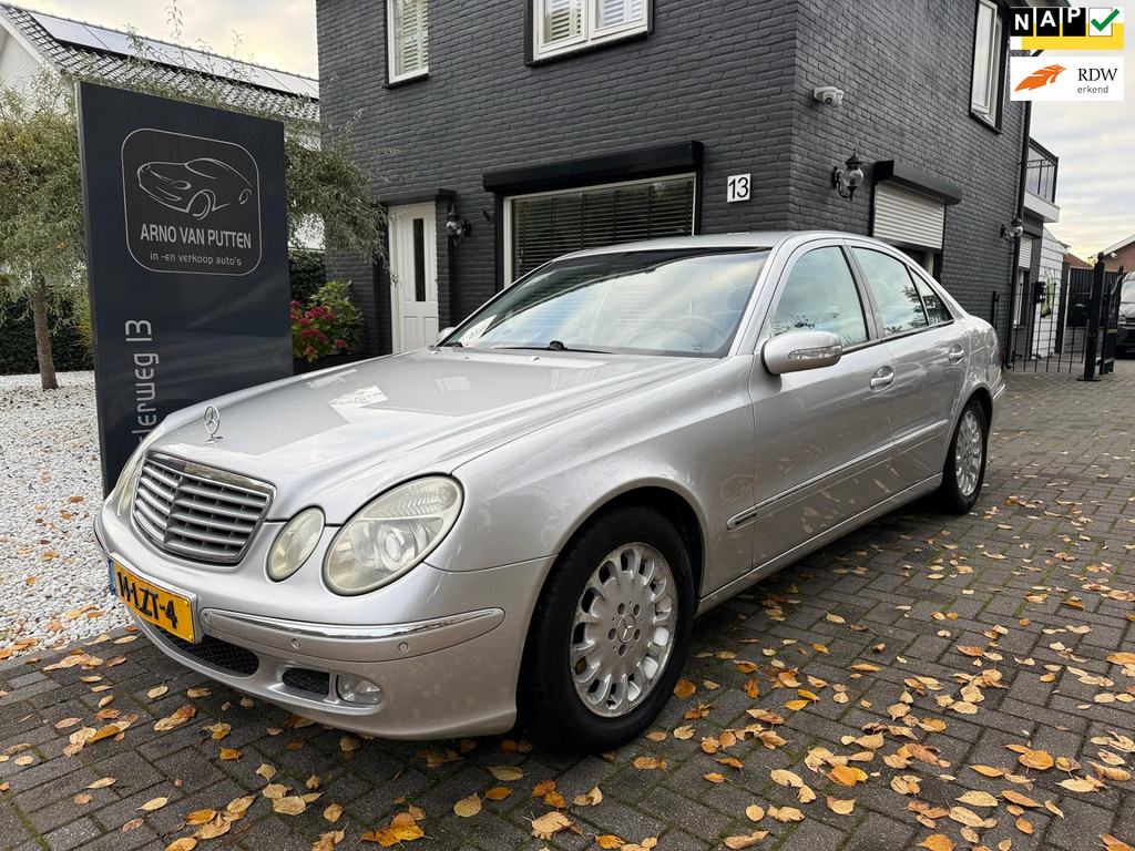 Mercedes-Benz E-Klasse 320 V6 Benzine Automaat 48236405-0.jpg | Arno van Putten