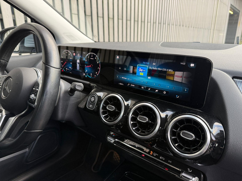 Mercedes-Benz B-Klasse 200 Business Solution / Widescreen / Camera 49791201-9.jpg | Arno van Putten